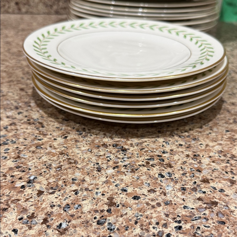 Set of 6 Greenwood Old Ivory Dessert Plates Syracuse China Laurel, Made in USA